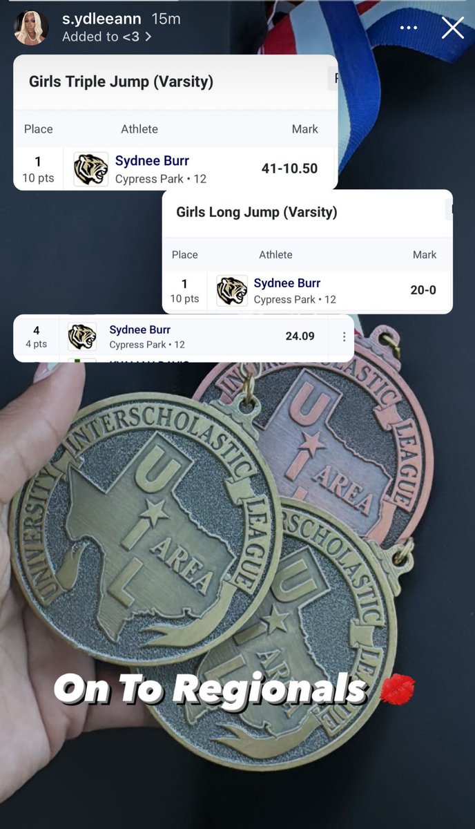 burr_sydnee's tweet photo. 3 years in a row…Region 2-6A qualifier in the 200 meter dash..Last go round 🥺#SeniorSzn https://t.co/6u2xjfzYfJ