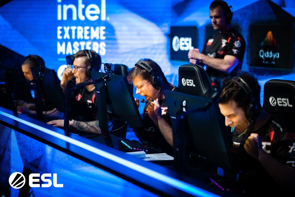 .@FaZeClan outlast the unbeaten @AstralisCS in the Semi-Finals, taking the series 2-1 to advance to the #IEM Chengdu Grand Final. 13-10 Nuke 5-13 Ancient 13-7 Inferno