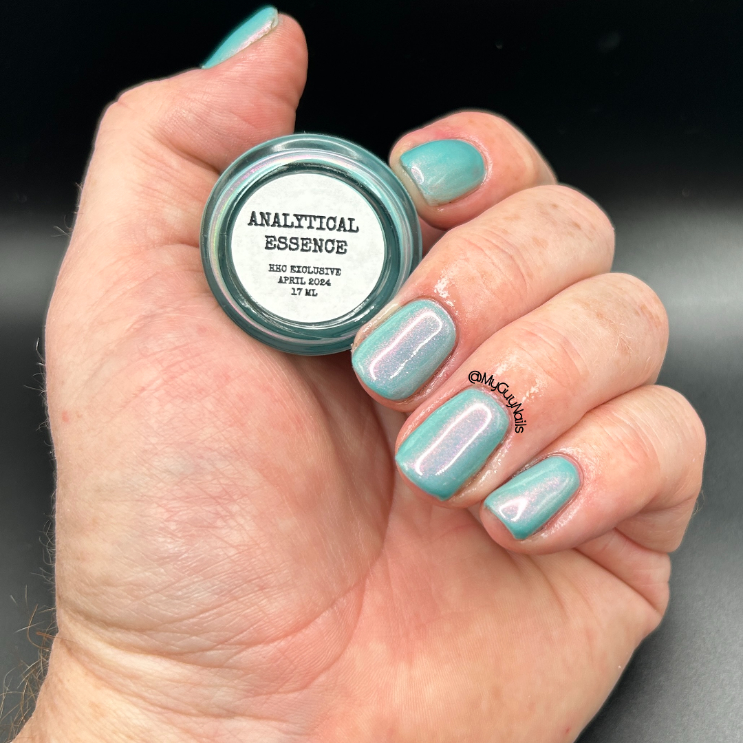 MyGuyNails's tweet photo. *PR* Hella Handmade Creations sale starts tomorrow! Wishlists are open now. By Victorian Varnish, Analytical Essence is a vibrant aqua/teal base with an intense pink/purple/golden aurora shimmer. Each 17ml bottle will sell for $14 and there is a cap of 200. https://t.co/PFZkBsxeaC