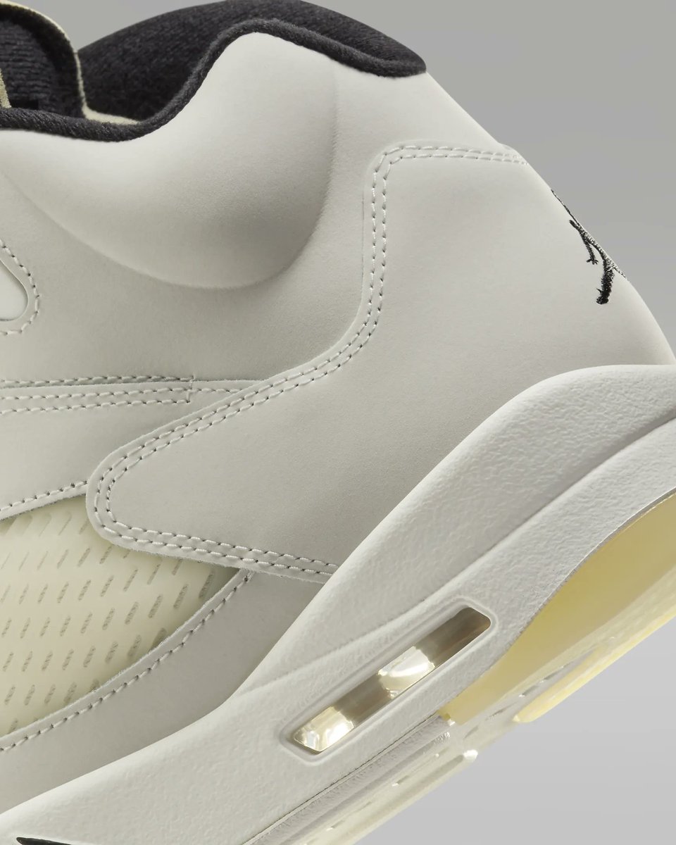 SupplyNinja's tweet photo. LIVE!!! 🔥 Air Jordan 5 Retro SE

Mens https://t.co/5kcjjqgtRa
Kids https://t.co/QXBULpqgs1

#shoedrops #jordans #snkrs #kicks https://t.co/REFpjUa1wu