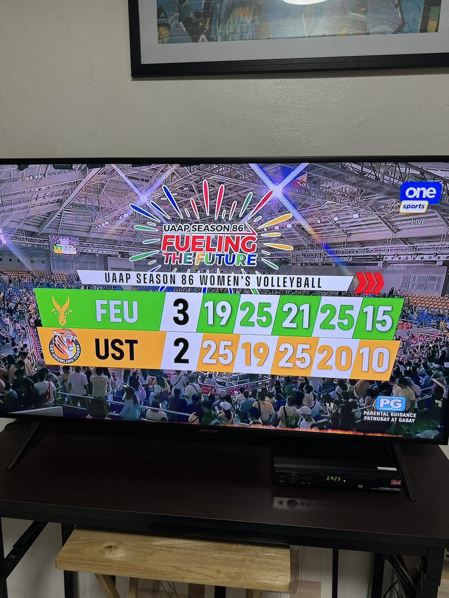 marcorecommends's tweet photo. Congrats FEU!!! We just beat the number 1 seed, UST! Welcome back to Final 4, FEU! #UAAPSeason86 https://t.co/Vwx326Fnvl