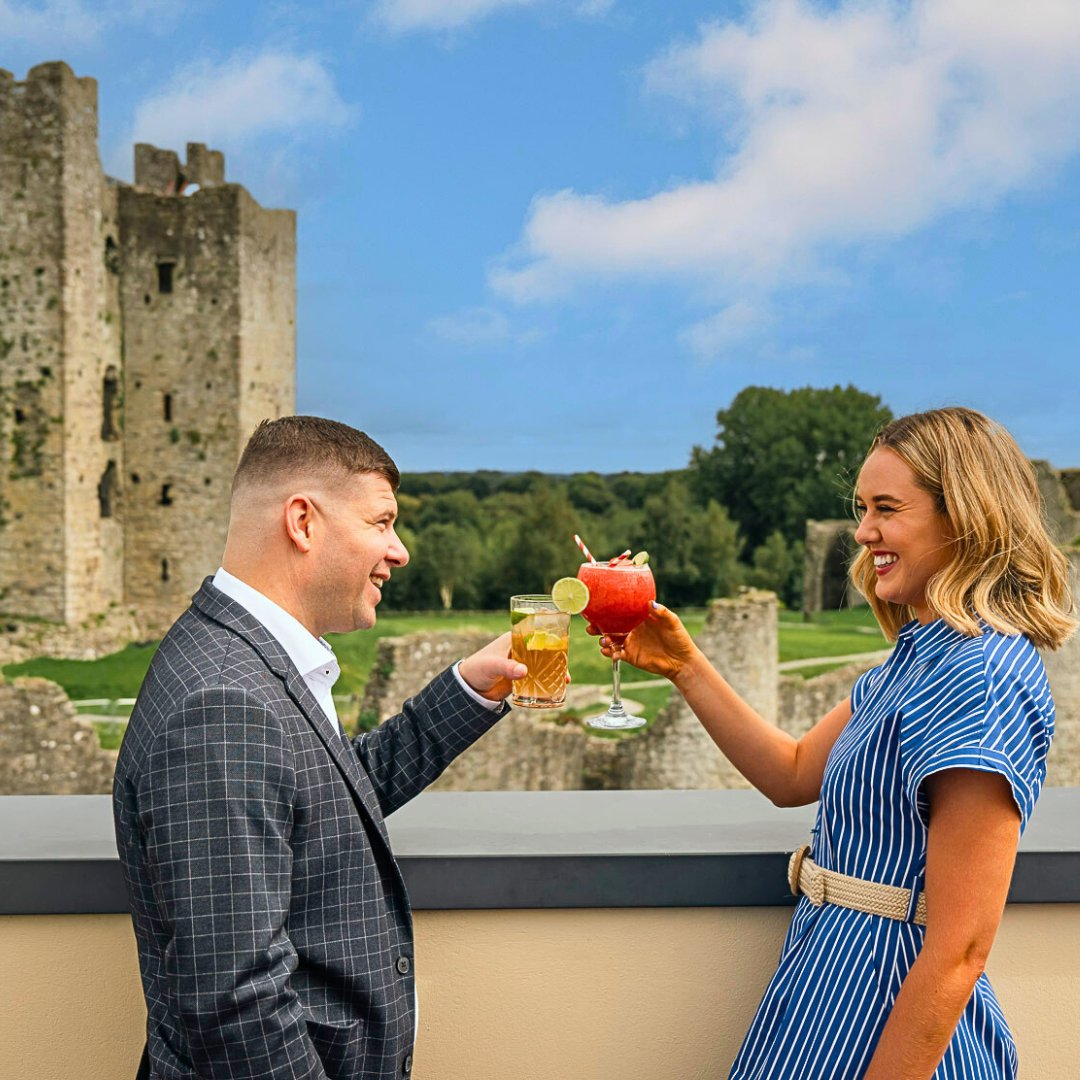 🍹 Sip into Spring with this exclusive offer! Enjoy a welcome cocktail to kickstart your overnight stay, including a two-course dinner at The Bailey Brasserie and a full Irish breakfast! Starting from just €195 Per Couple! Book now 👉 bit.ly/3JcemJC
