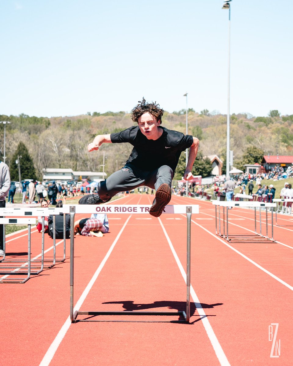 Meet day! Go Bulldogs!