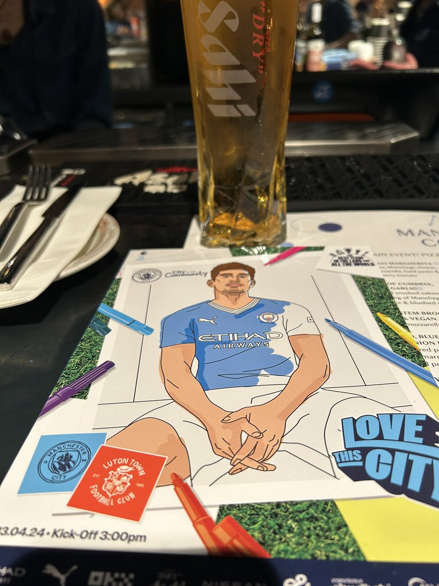 mk_means's tweet photo. From Madrid to Luton at the Etihad….What a week! 🍻 https://t.co/vafe0SbBqr