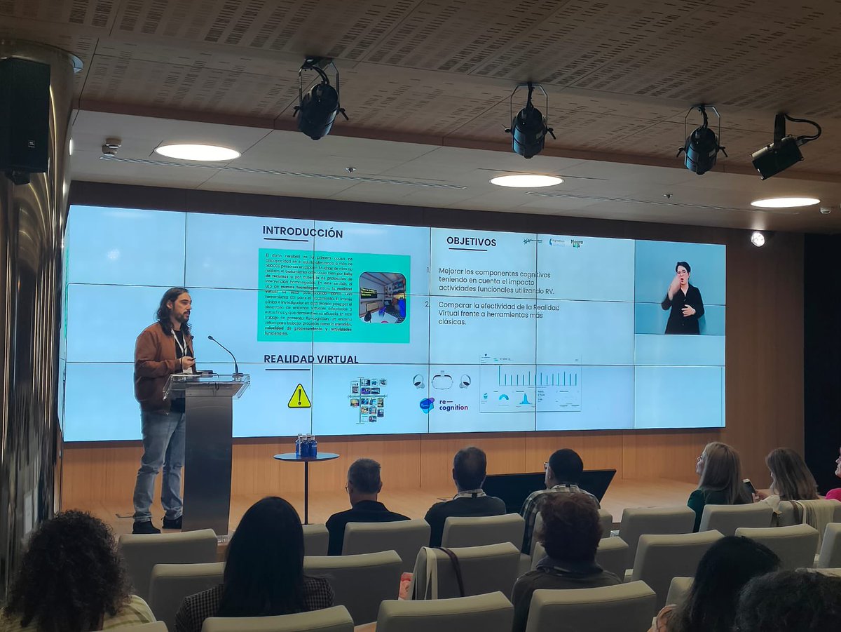 JM_Torralba_'s tweet photo. Gracias! @fedaceorg por este reconocimiento a nuestra investigación con #RealidadVirtual @ReCognition! Este premio impulsa nuestro compromiso de mejorar la rehabilitación del #DañoCerebalAdquirido a través de la RV. Y gracias al equipo por su esfuerzo y dedicación! 🧠🏆 @AGREDACE https://t.co/3REnIiO9jY