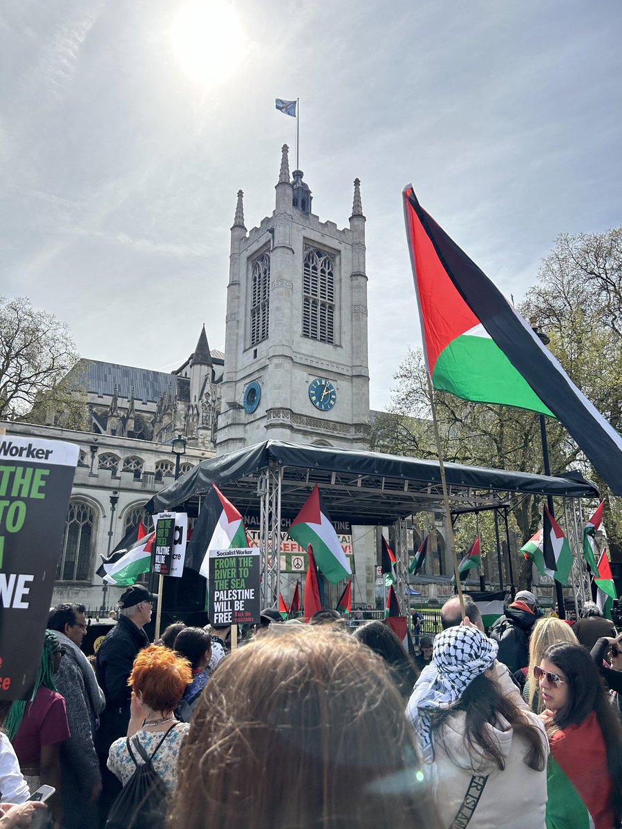 #Solidarity in ParliamentSquare #FreePalestine 🇵🇸