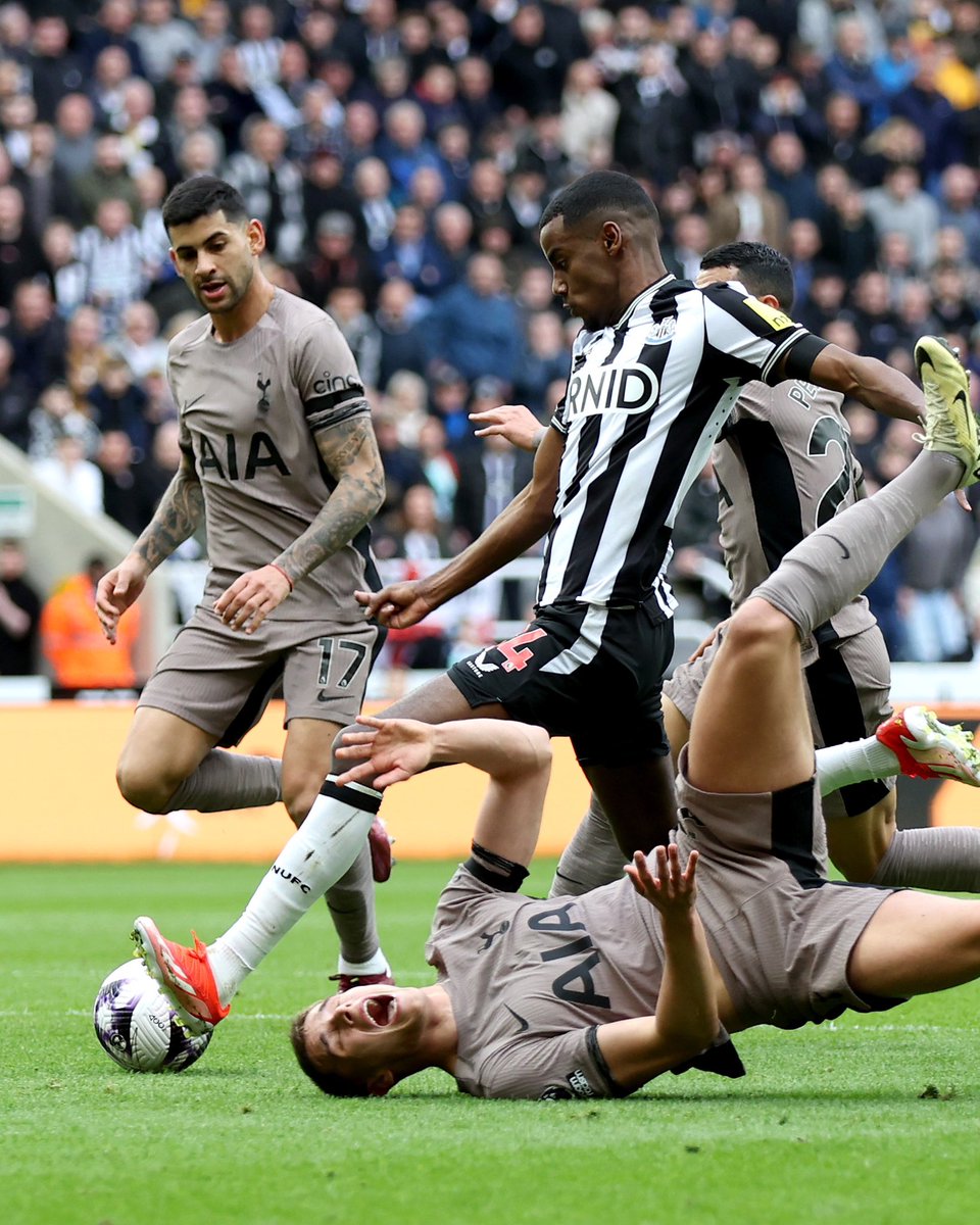 E_Casey123's tweet photo. @SpursOfficial https://t.co/PeyvGbXyjU