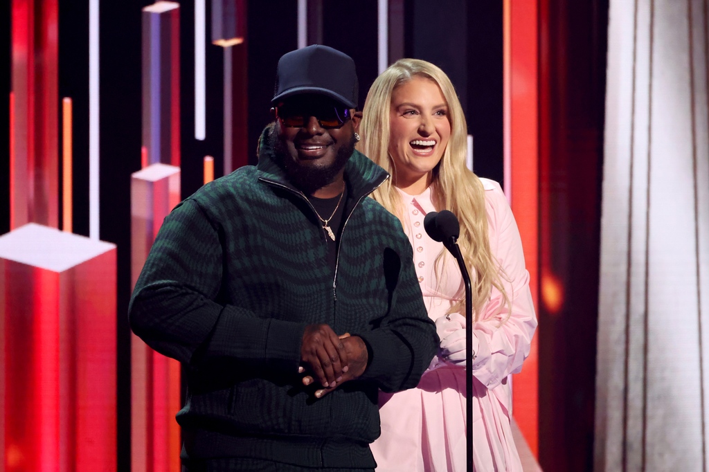 On #AmericanTop40 this week, #MeghanTrainor & #TPain debut with “Been Like This.” This song brings T-Pain back to the Top 40 for the first time since 2012. Back then, he peaked at #10 with “5 O’Clock,” featuring #WizKhalifa & #LilyAllen (📸: Getty)