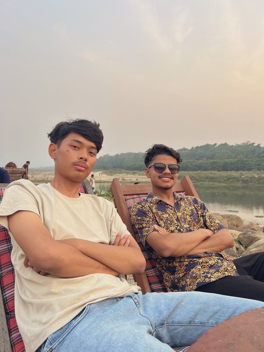 UjjwalReezal's tweet image. #NewYear2081 

#Sauraha 

And Hami 🫶🔥

#Nepal #Fyaste #NewYear