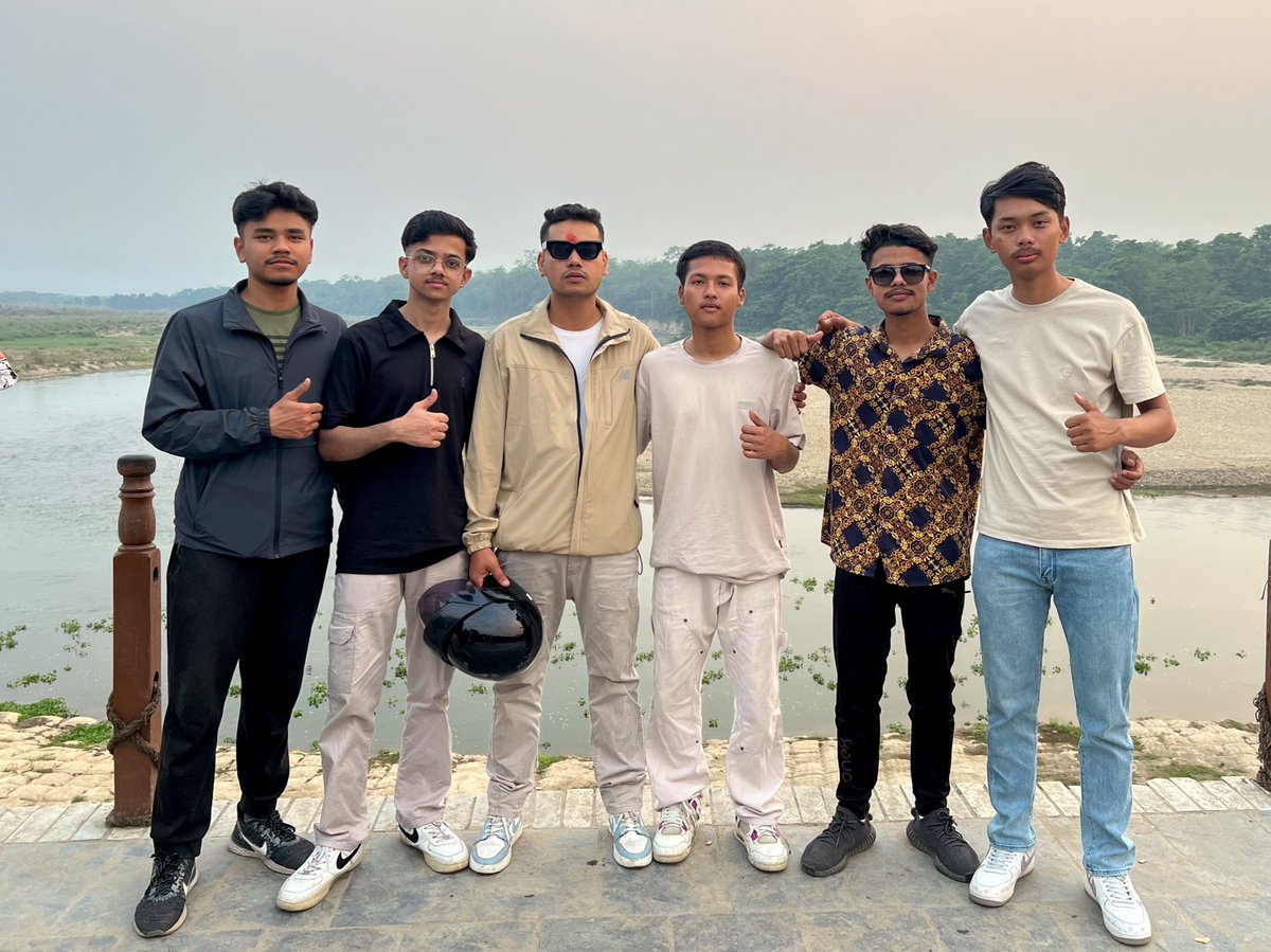 UjjwalReezal's tweet image. #NewYear2081 

#Sauraha 

And Hami 🫶🔥

#Nepal #Fyaste #NewYear