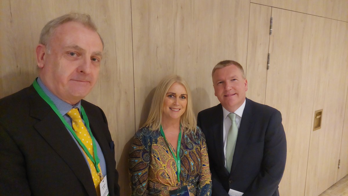 isme_ie's tweet image. ISME National Council member @MurphyDunne discussing the @SaveJobsIreland campaign with @mmcgrathtd  at #ffar