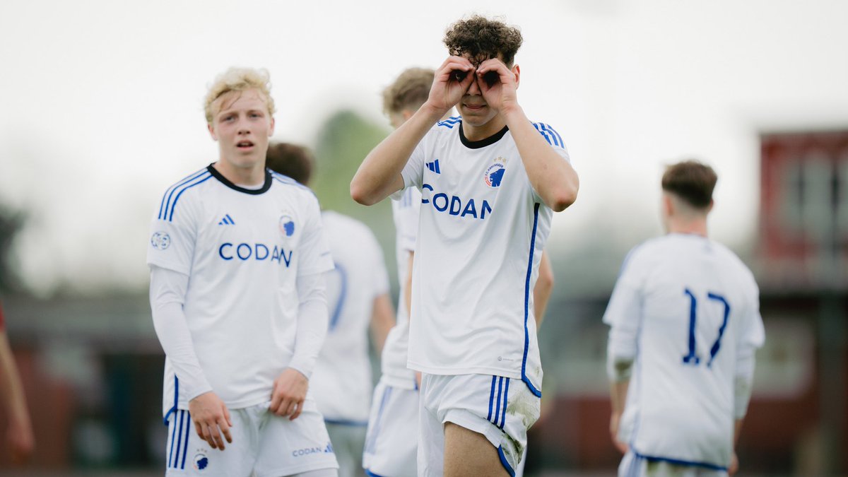 U19-pausestillingen er 4-0 - to af Amin Chiakha, et af Emil Højlund og et selvmål #fcklive