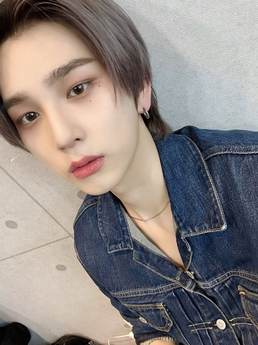 baekseugn's tweet photo. happy weekend, everyone 😝 how do you spend youe saturday evening? i had a lot of fun because of zenith. 💞 https://t.co/6YvHUuFNLv