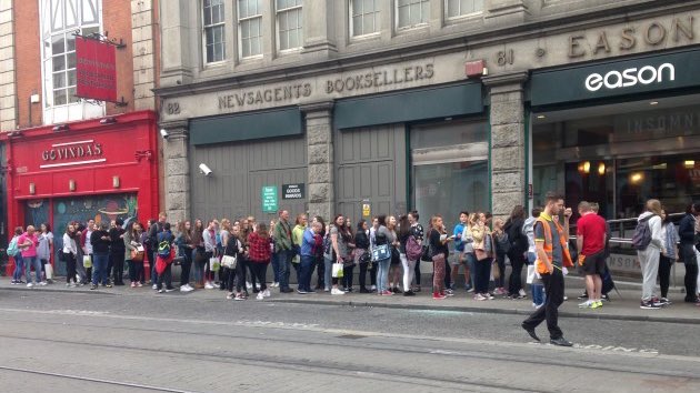 Fianna Fáil Ard Fheis Delegates Queue Outside Easons To Buy Brown Envelopes Ahead Of Bertie Ahern's Arrival