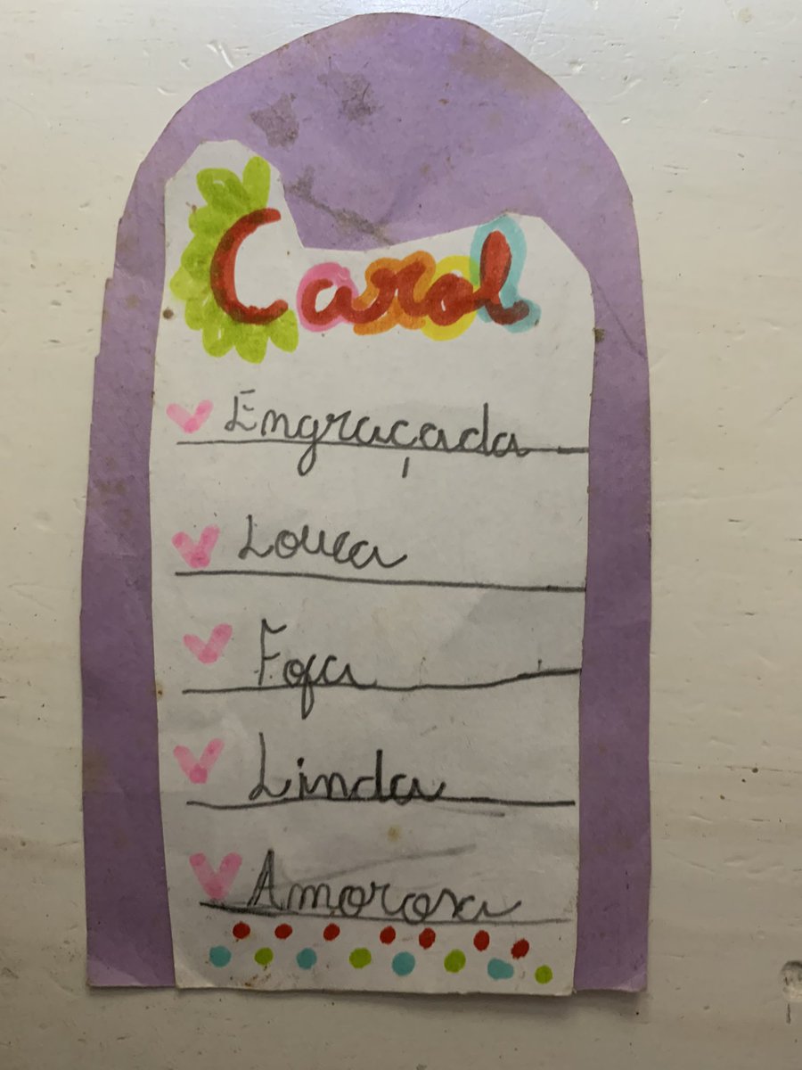 Coisa mais linda mexer nos baús das lembranças e encontrar uma dedicatória dessa da caçula quando ainda era só uma caçulinha 😂😂🫶🫶❤️🥰