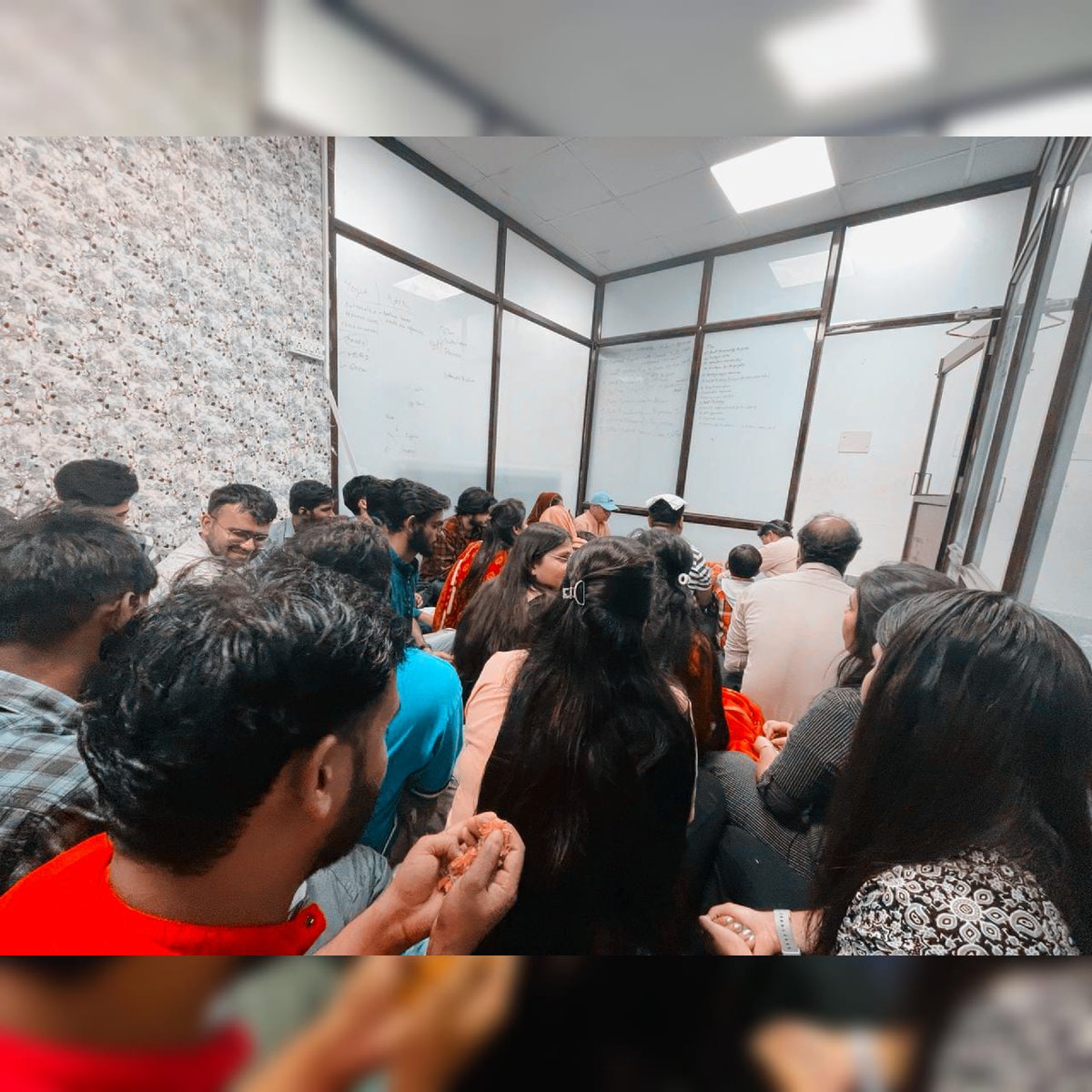 Codeto805's tweet photo. Gathered in celebration, Abhiwan Technology Codeto's parent company pays homage to Goddess Durga during Navratri.🙏🏻💻
Wishing everyone joy and prosperity during this auspicious time.🎉💡🙌🏻
#NavratriBlessings #NavratriCelebration #NavratriFestivities #NavratriJoy #NavratriSpirit https://t.co/TL33qr50W5
