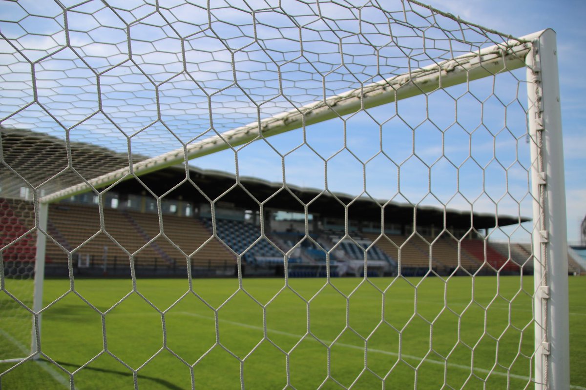 ToursFC's tweet photo. [⏳ #TOURSCFC] 

Le soleil est au rendez-vous à la Vallée du Cher pour la réception du Chambray FC Officiel  ☀️

#National3 | #ToursFC | #TousCielEtNoir 🔵⚫️ https://t.co/8Wjw4HCEyo