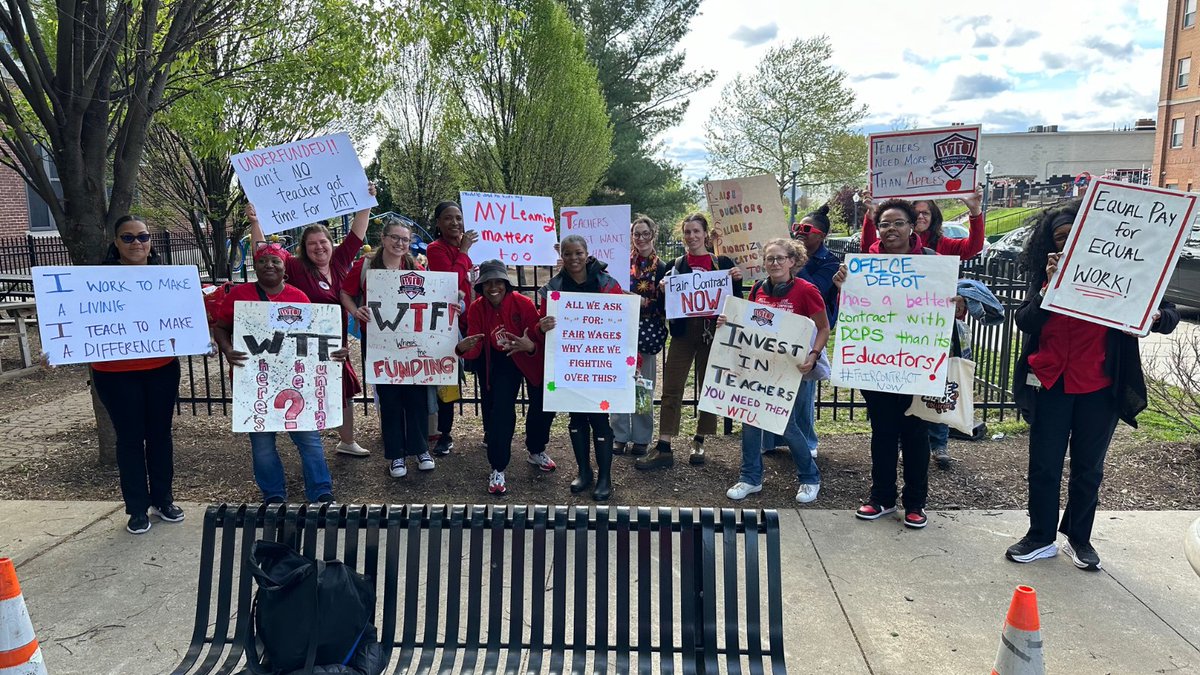 Check out photos from DC teachers at @LangleyDCPS, @McKinleyMiddle, and @MTHSTrainer who took a contract action both before and after their tour of duty yesterday, April 12th! #redfored, #realsolutionsforkids