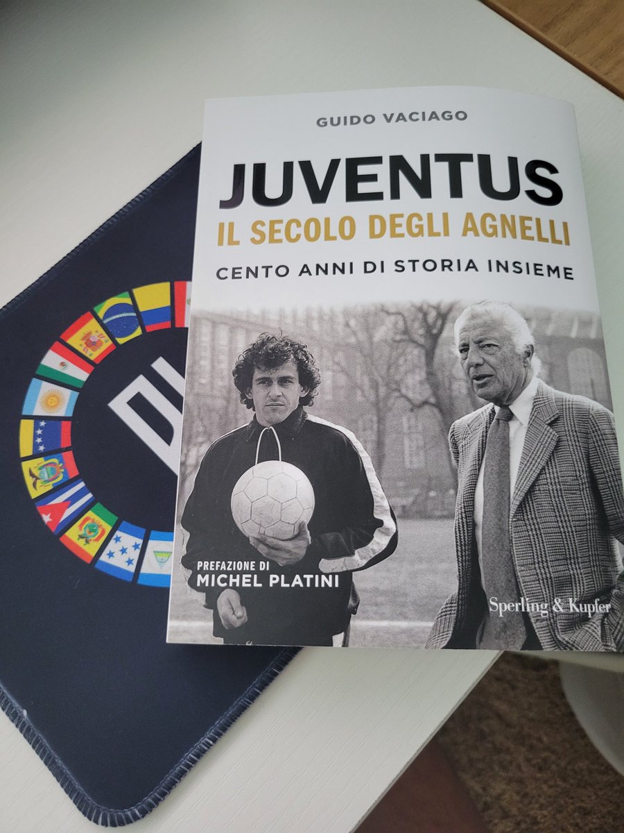 📚 Aprender de 100 años de historia #Agnelli acompañado por la tutoría de @guido_vaciago Gracias Direttore 🤍🖤 [Joshua] #Juventus #FinoAllaFine #Juve