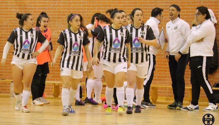 ⚽ @marcafutsal_ lidera la 2ª Andaluza Femenina de Fútbol Sala

jaendeportiva.es/2024/04/13/mar…