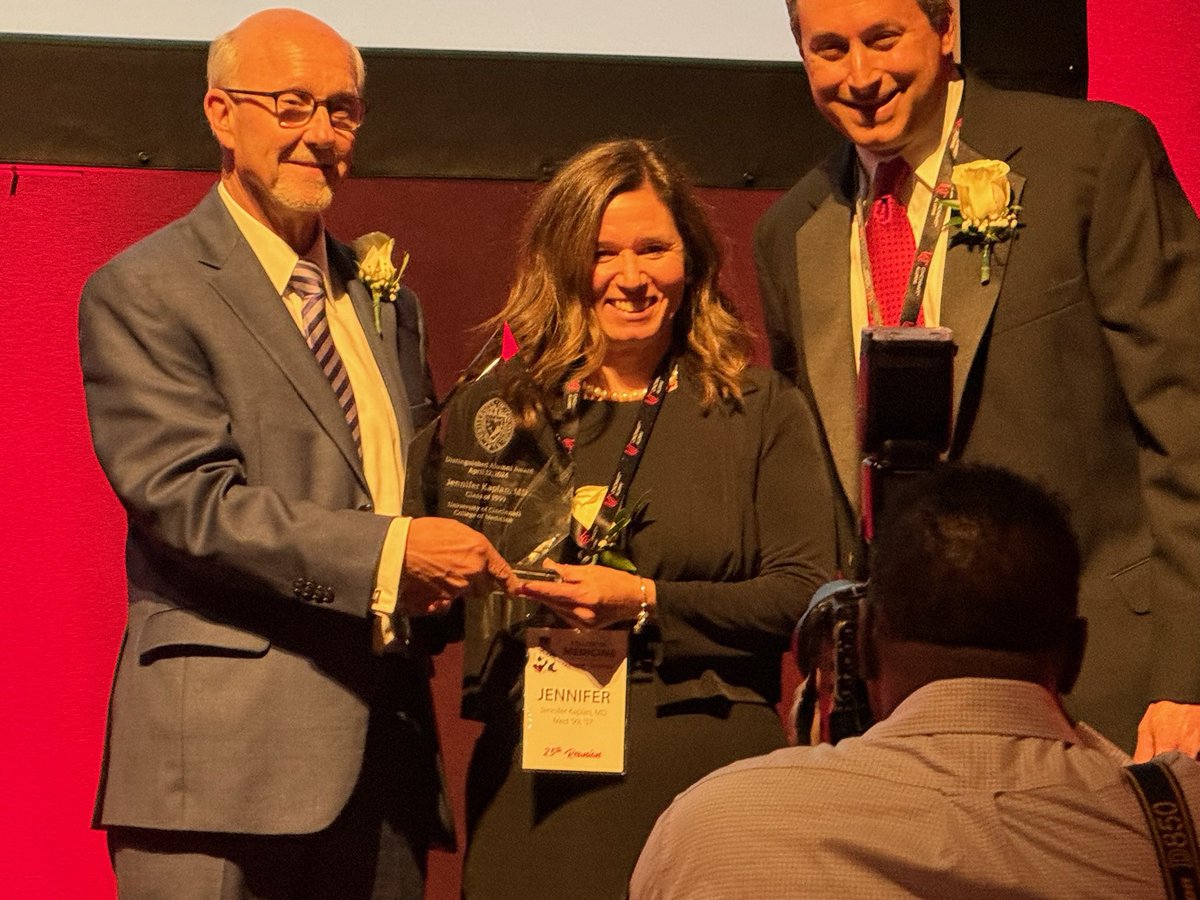 kaplanpicudoc's tweet photo. So honored to be recognized by @UCincyMedicine at College of Medicine Reunion Weekend! https://t.co/wGJfQ9j5vc