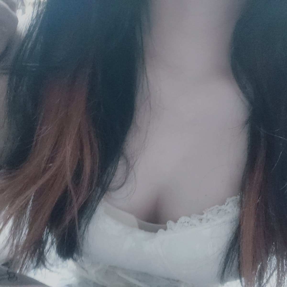 O_4ouo's tweet photo. 运动完回来  还要写作业  💩💩 https://t.co/vGoyW7tD9Z