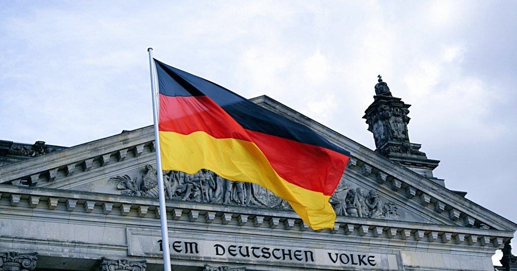NEWS | Germany has called on its citizens to leave Iran immediately.