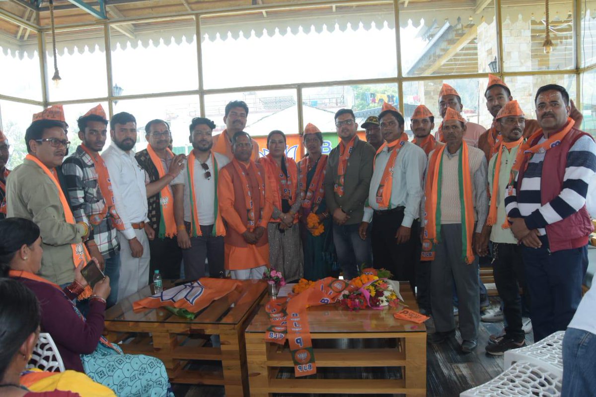 belwal_bharat's tweet photo. अबकि बार 400 पार..........🙏 
@rekhaaryaoffice 
#AbkiBaar400Paar #bjp #firek https://t.co/oBTqm6I0qg