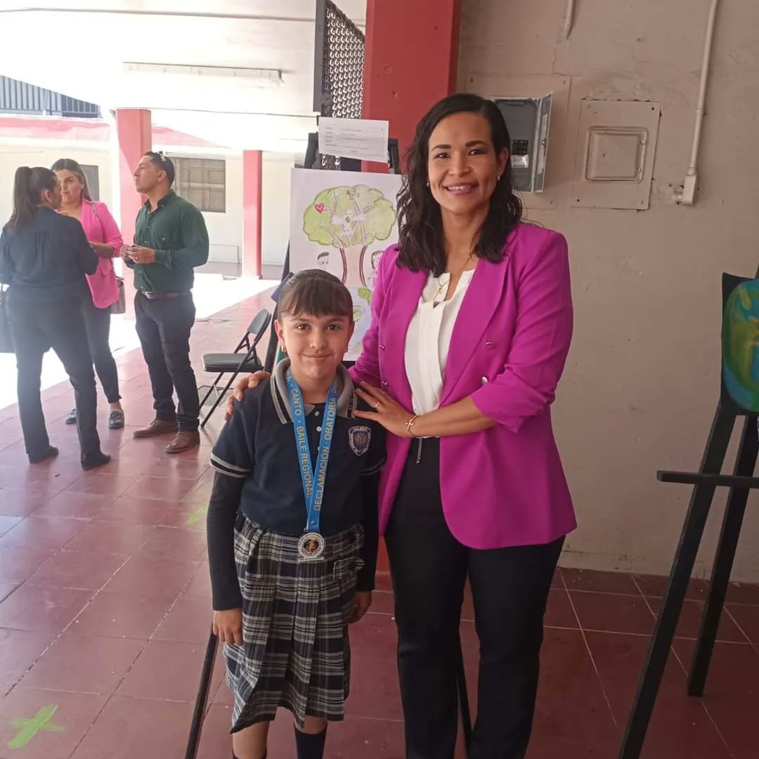 csacolegio's tweet photo. Participación en los Eventos Artísticos y Culturales de Educación Primaria, etapa interzona de la Jefatura del Sector III, Mariana ,Ma. Paula, y Nyah. Extendemos nuestra felicitación a los padres de familia y a nuestra Supervisora zona XIX Mtra. Ana Patricia Encinas Islas. https://t.co/oALRuOYS0K