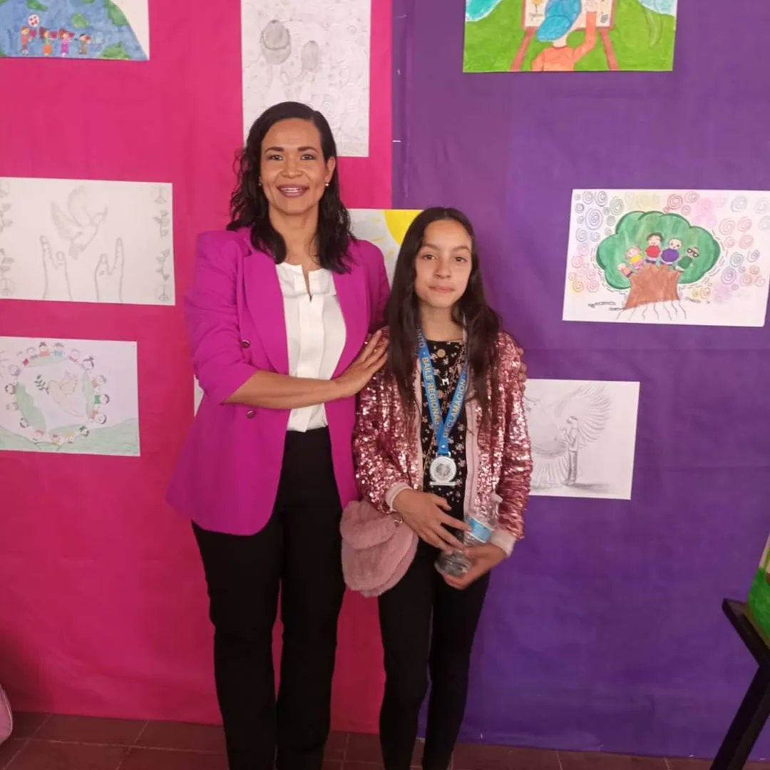 csacolegio's tweet photo. Participación en los Eventos Artísticos y Culturales de Educación Primaria, etapa interzona de la Jefatura del Sector III, Mariana ,Ma. Paula, y Nyah. Extendemos nuestra felicitación a los padres de familia y a nuestra Supervisora zona XIX Mtra. Ana Patricia Encinas Islas. https://t.co/oALRuOYS0K