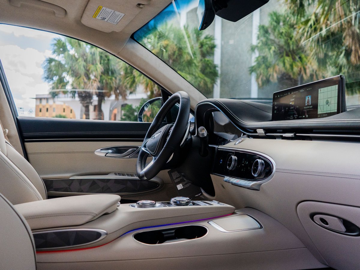 GenesisHRL's tweet photo. Drive the difference with the GV70. With #GenesisOfHarlingen, luxury is within reach. Precision is in every detail. Start your adventure now by dialing 956-625-0151 or by visiting our website. https://t.co/ZaazDKpatf

#DaleGas Vehicle Pictured: 2022 #GenesisGV70. #vackarstadium https://t.co/GCOWM3seAK