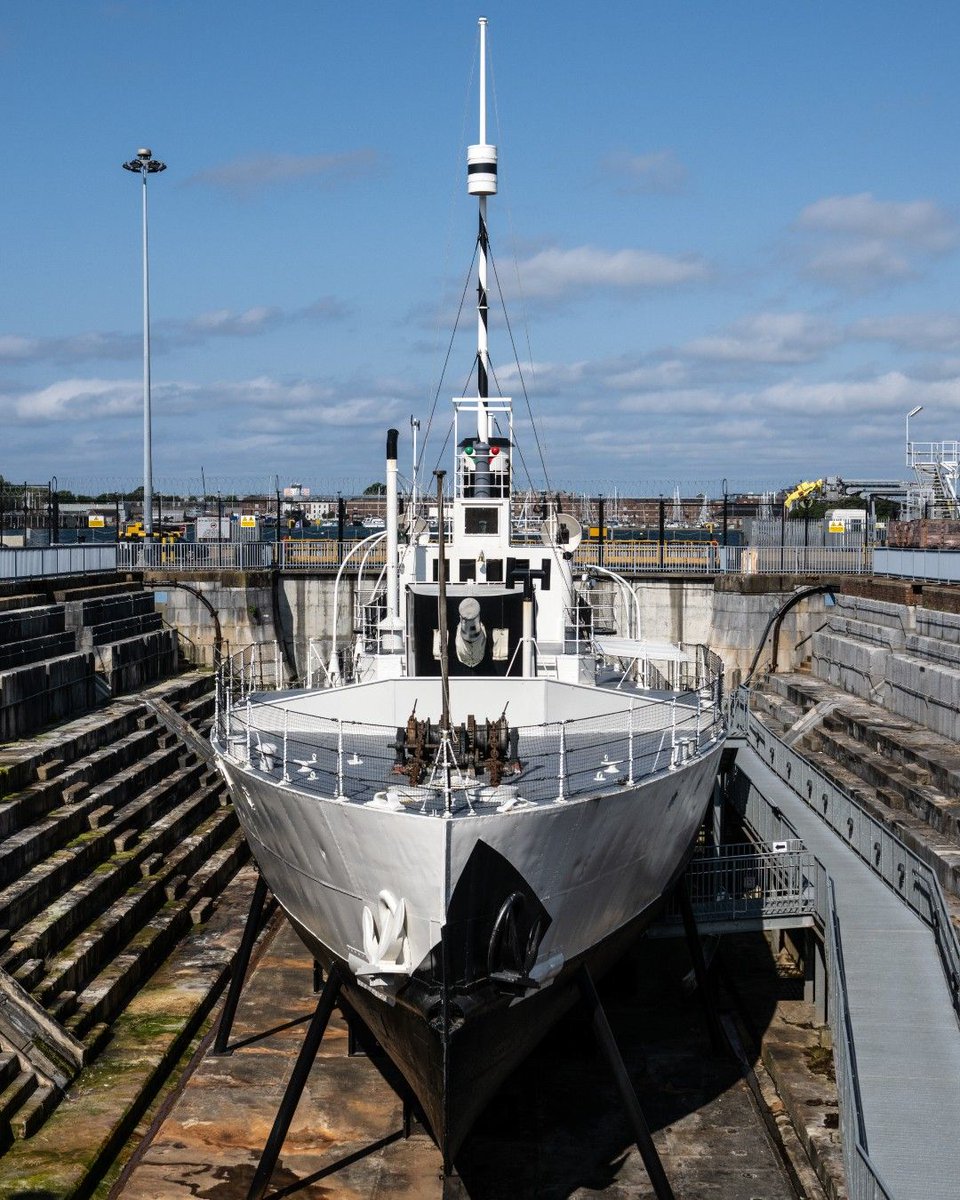 Discover HMS M:33 From Gallipoli to Russia, Monitor-class to minelayer, discover the unbelievable story of one of the last surviving British First World War ships still in existence. Built in 1915, HMS M.33 is the sole British survivor of the Dardanelles Campaign (1915-1916).