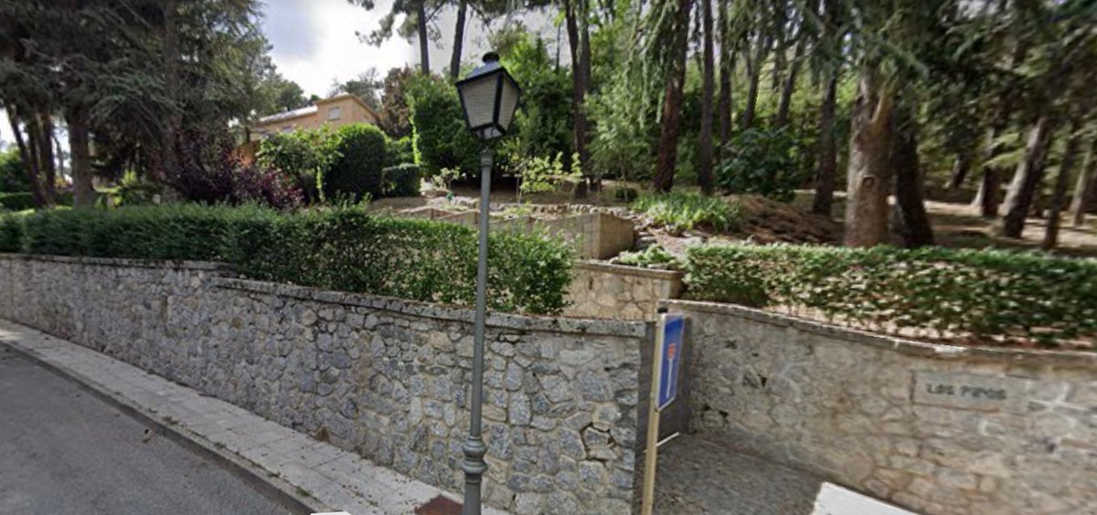 ESFuerzaCivica's tweet photo. 🔥 Mientras los Españoles 🇪🇸 luchan por llegar a fin de mes, el Ministro Marlaska compra su tercera propiedad, esta vez una villa de lujo por 1,2 millones de euros. #Desigualdad https://t.co/QndAFB4f2R