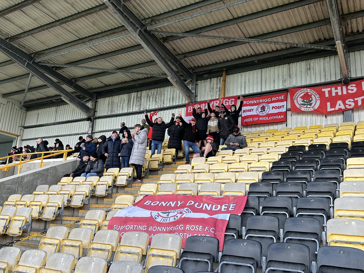 Bonnyrigg Rose fans at East Fife today @BonnyriggRose