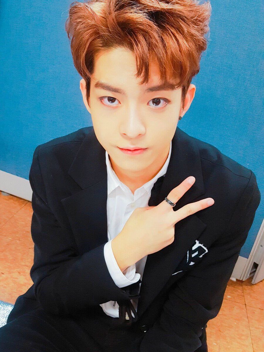 him and his little ✌️
