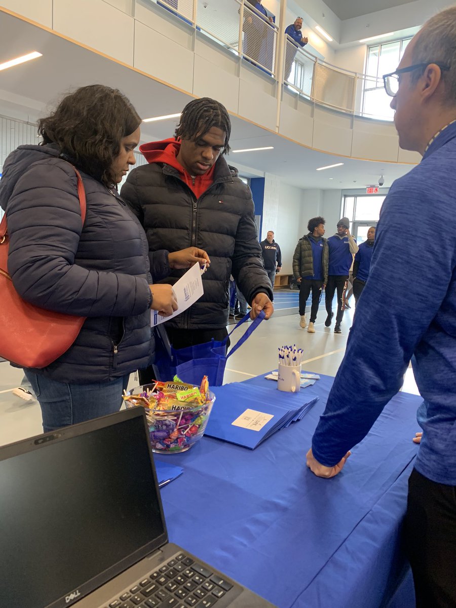 CCSU Residence Life tweet media