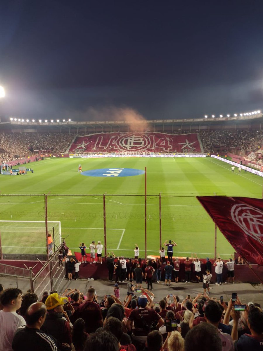 juanpegambande's tweet photo. y si empezamos a romper los huevos para que el martes este asi? #Lanus360 https://t.co/QUOnPEzE8A