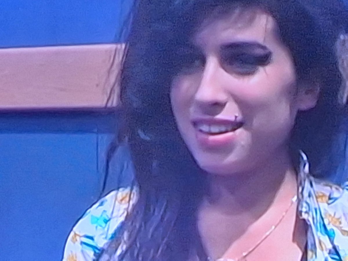 Amy Winehouse New &amp; Old Group
Torsten Tony Lugner  
Je vous souhaite un bon samedi