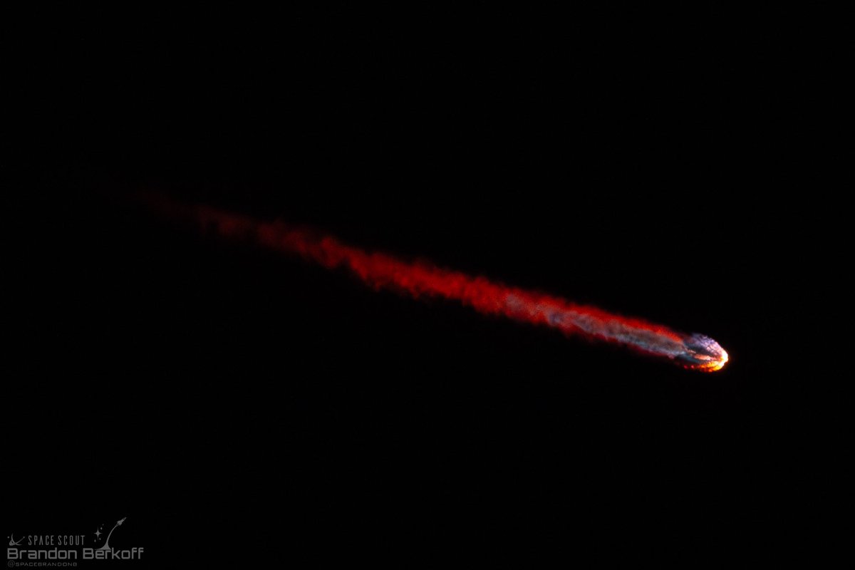 Additional views of the launch of Starlink 6-49 last night 📸: Me for @WeAreSpaceScout