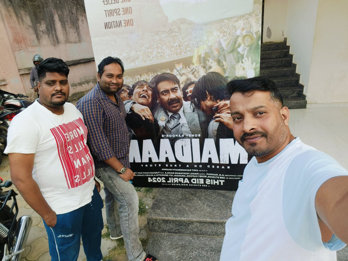 We loved it. You'll too. Don't miss it guys. Terrific job by @ajaydevgn Sir @raogajraj Sir & rest of the cast & crew. Take a bow team. 👏💯👍 #MaidaanReview #MaidaanMustWatch #MaidaanInCinemasNow #Maidaan