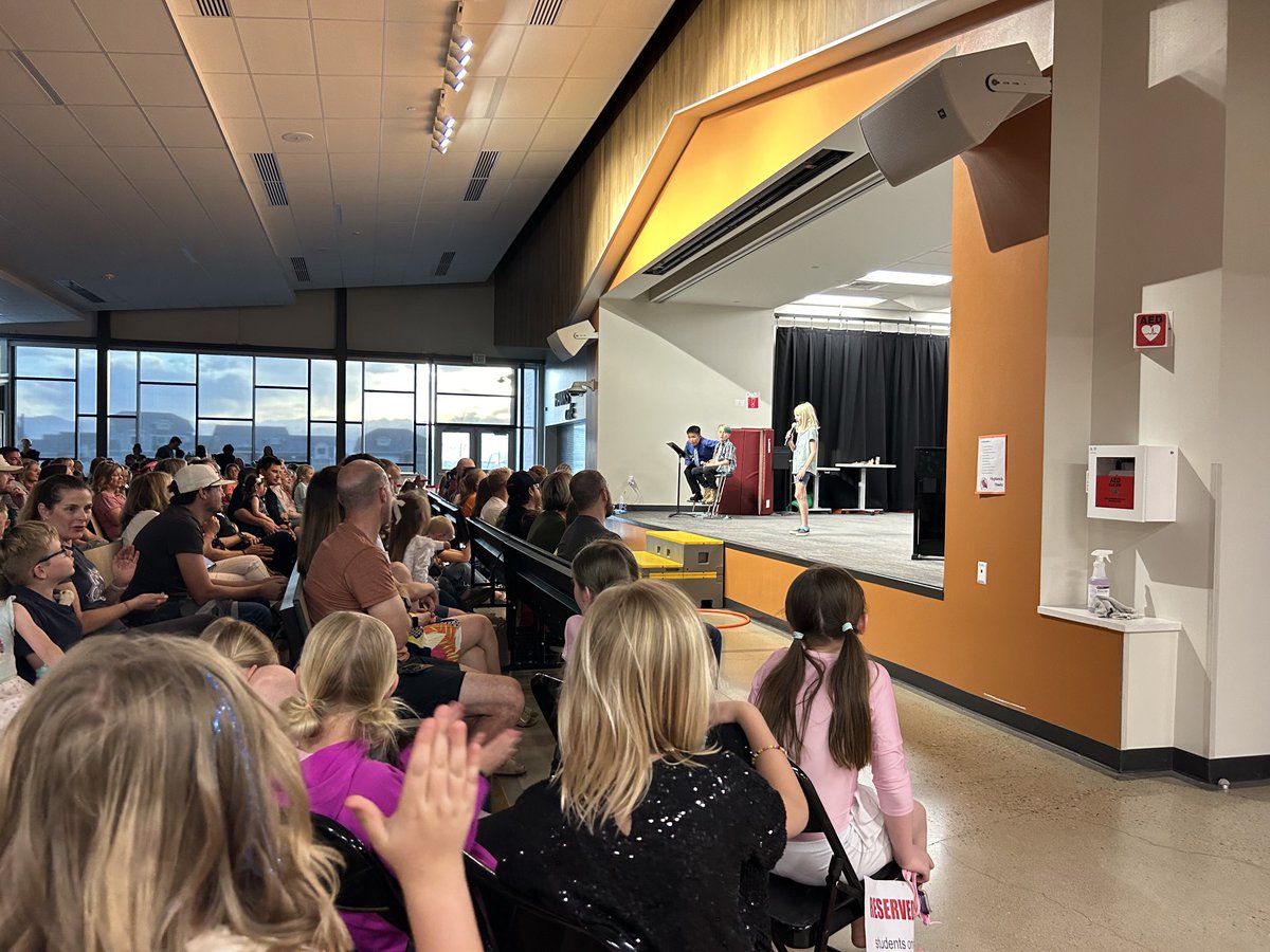 Great talent on display at Highlands last night during our talent show.  A big thanks to our amazing music teacher Mrs. O!!
⁦<a href="/SVVSDsupt/">Jackie Kapushion, Ed.D.</a>⁩ 
⁦<a href="/DPerfettiDeany/">Dina Perfetti-Deany</a>⁩ 
#StVrainStorm