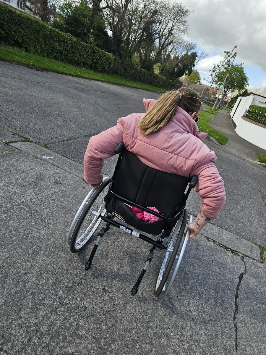 First struggle is pushing the wheelchair wirh my cozy jacket on.. it rubs against the wheels so sleeves are getting manky.. 

If anyone has any tips that would be amazing 

#shftms #livingwithppms #mswarrior #wheelchairuser #wheelchairstruggles