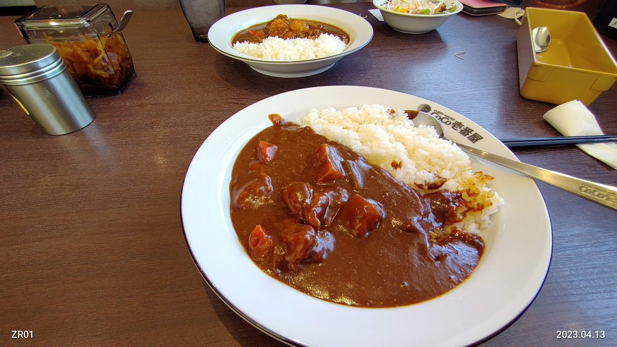 #1年前の今日何してた？

カレー食べ　谷汲口駅まで行ったなぁ＾＾；