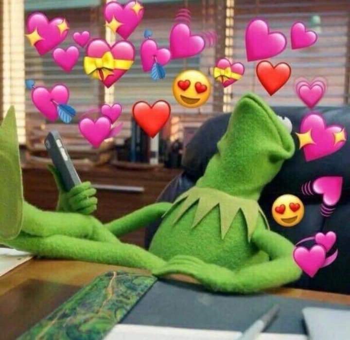 Me watching his Eid Snaps.🥺🤌