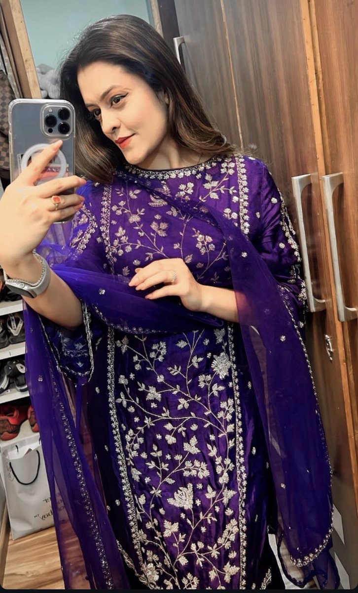 Gayatri Shingne Fans Club tweet media