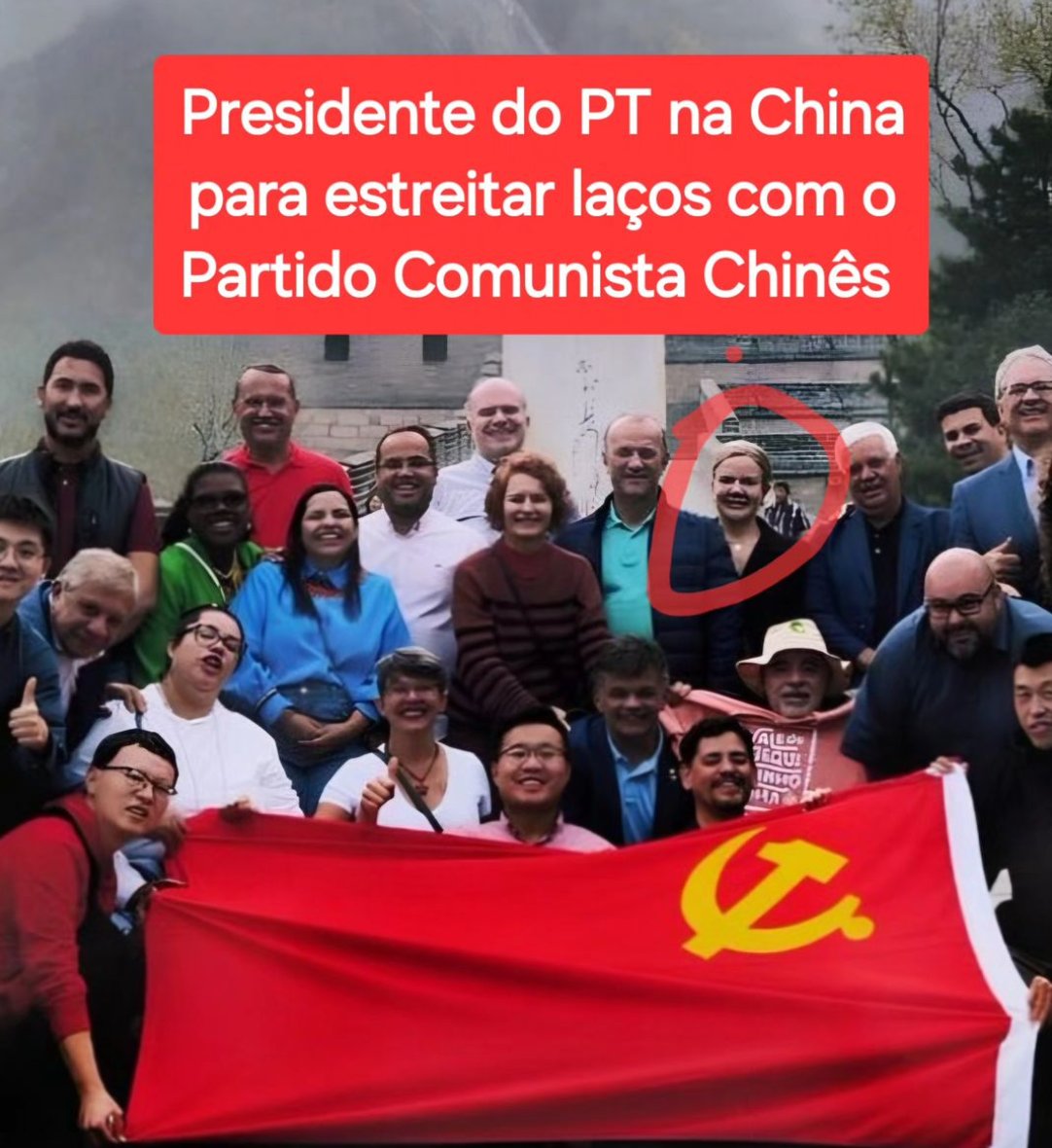 Temos que agradecer a presidente do PT, por deixar AINDA mais claro, para quem não tinha percebido, que ela está à frente de uma organização comunista. O PT enxerga a ditadura comunista chinesa como exemplo de 'democracia' que busca implementar no Brasil. Ninguém mais pode…