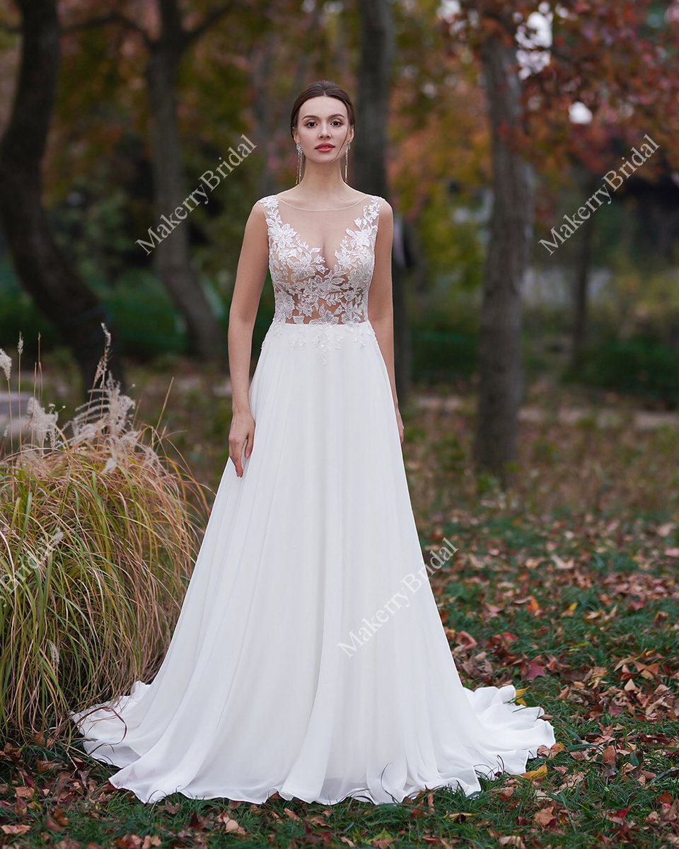 Sheer Lace Appliques Beach Wedding Dress 
Style:W2233
#weddingdress2024 #2024wedding #weddingdresswholesale #wholesaleweddingdresses #weddingdressfactory #custommade #customweddingdress #designerweddingdress #weddingdressinspo #weddinggown #bridalshower #bridalshop