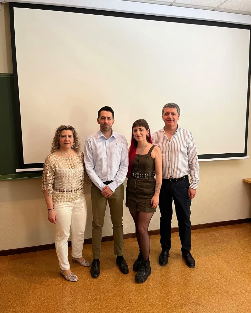 AlvaroOrgChem's tweet photo. Proud to say that yesterday I finally became a doctor. Thanks to my research group, the tribunal members and all the people who have been part of this journey. https://t.co/0B8K7lhJwJ