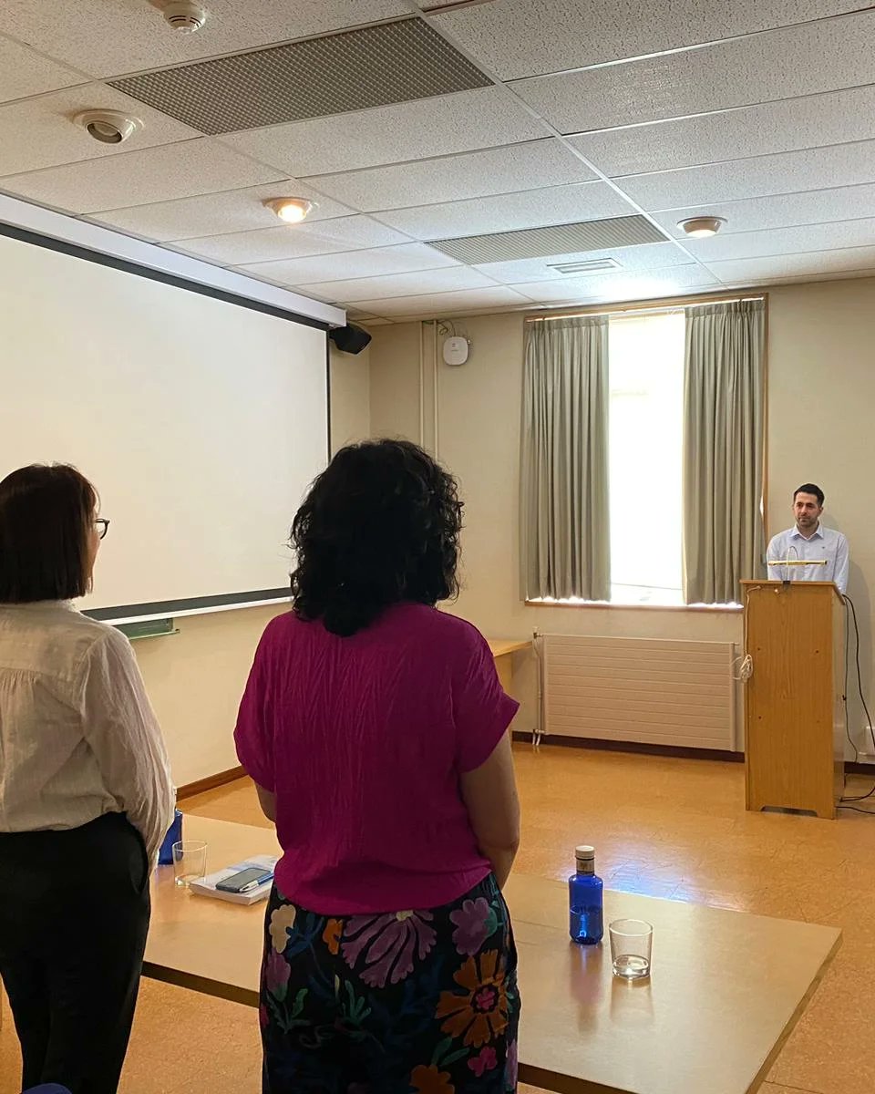 AlvaroOrgChem's tweet photo. Proud to say that yesterday I finally became a doctor. Thanks to my research group, the tribunal members and all the people who have been part of this journey. https://t.co/0B8K7lhJwJ