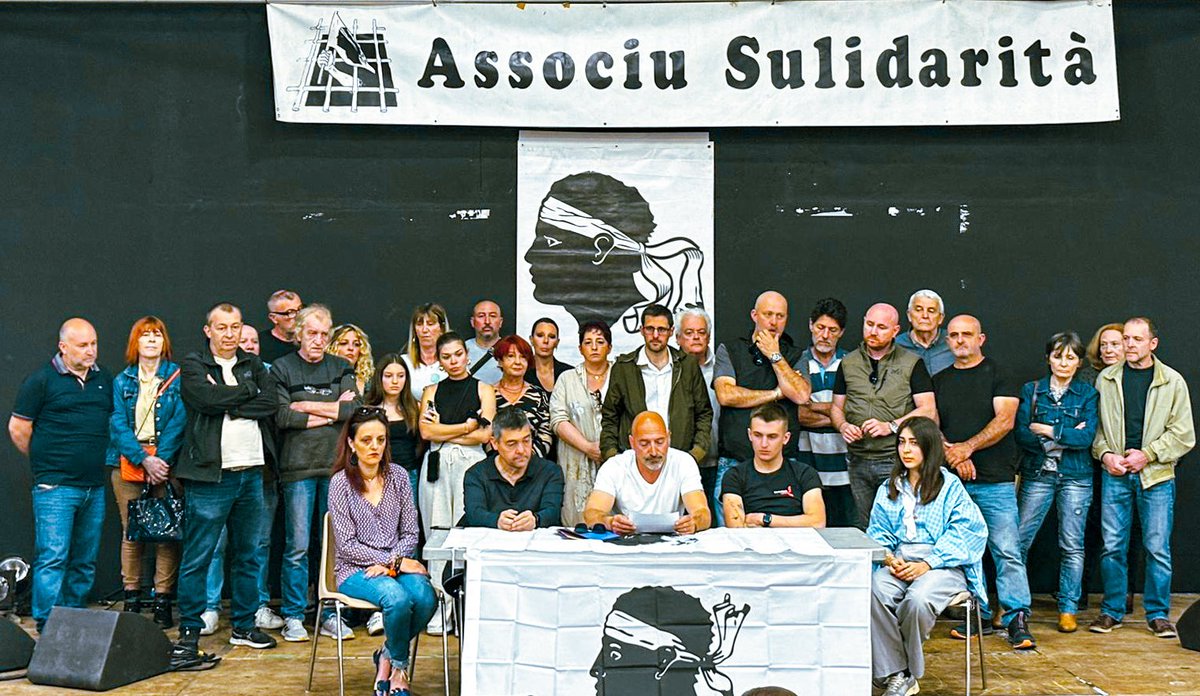 uRibombu.corsica tweet media